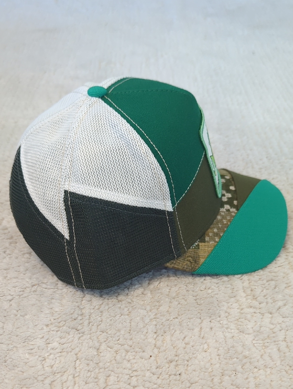 Goorin Bros Lucky Animal Farm Snapback Trucker Hat - Picture 2 of 6